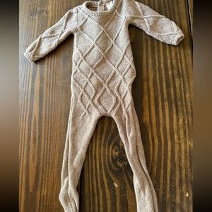 Noovel by maniere 0-3 months cable sweater onesie